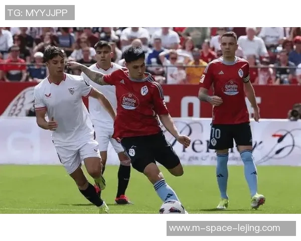 贝蒂斯主场迎战巴塞罗那强强对决引发球迷热情期待